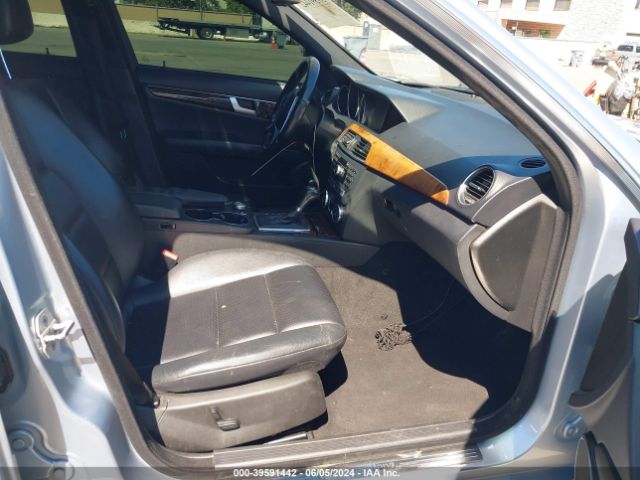 WDDGF4HB1EG249678 Mercedes-Benz C 250 Luxury/sport