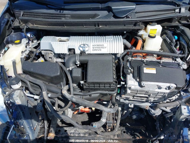 Toyota Prius Three 2014 JTDKN3DU8E1750904 Image 10