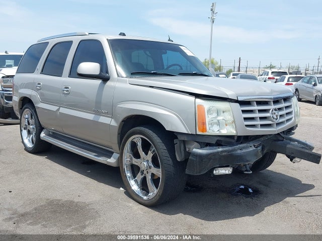 39591536 :رقم المزاد ، 1GYEK63N64R294428 vin ، 2004 Cadillac Escalade Standard مزاد بيع