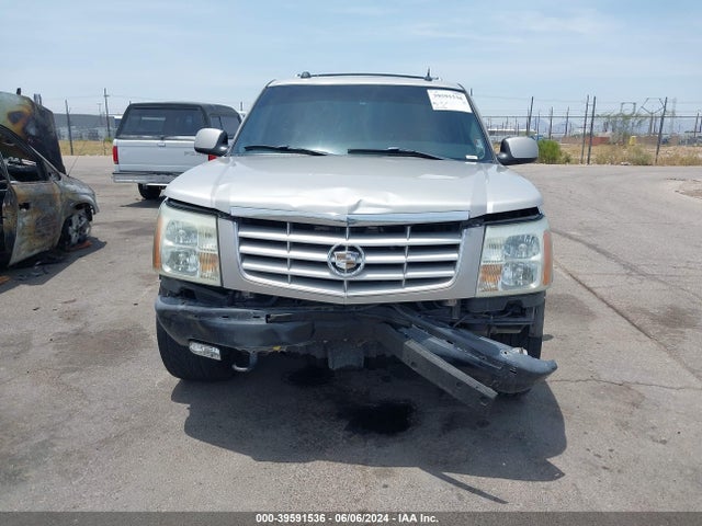 39591536 :رقم المزاد ، 1GYEK63N64R294428 vin ، 2004 Cadillac Escalade Standard مزاد بيع