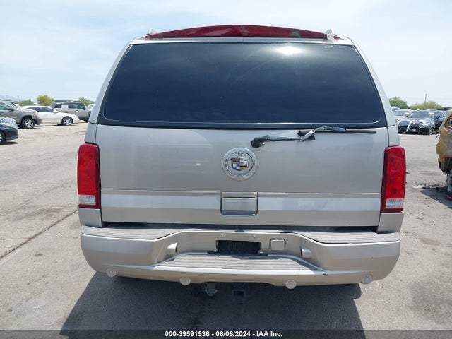 39591536 :رقم المزاد ، 1GYEK63N64R294428 vin ، 2004 Cadillac Escalade Standard مزاد بيع