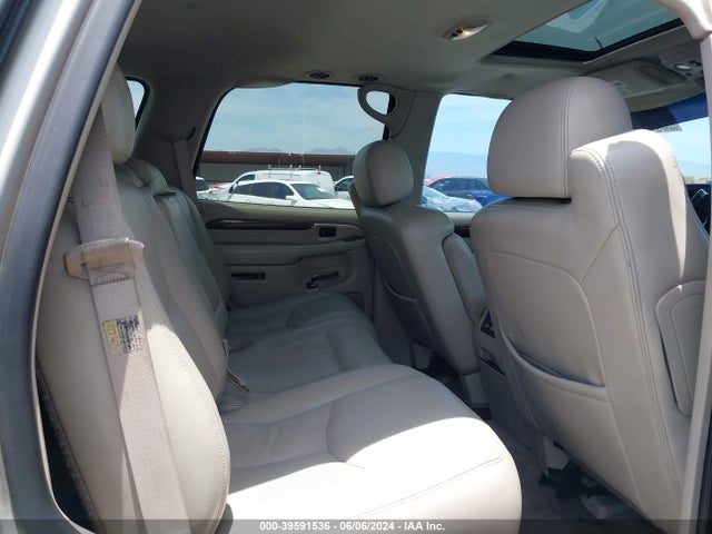 39591536 :رقم المزاد ، 1GYEK63N64R294428 vin ، 2004 Cadillac Escalade Standard مزاد بيع