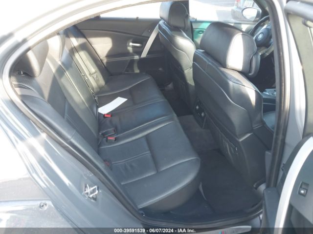 2007 BMW M5 WBSNB93517CX07394 Photo 7
