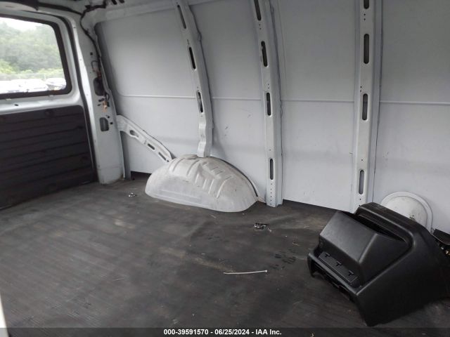 1GTW7AFP3L1171002 GMC Savana Cargo Rwd 2500 Regular Wheelbase Work Van
