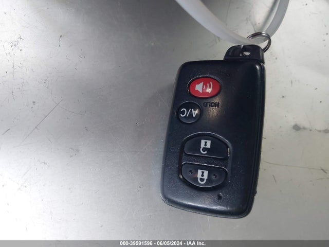 Toyota PRIUS PLUG-IN 2014 JTDKN3DP2E3054912 Image 11