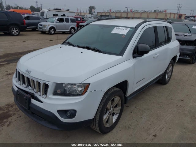Jeep Compass Sport 2016 1C4NJCBA4GD524989 Image 2