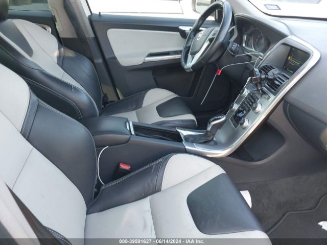 YV440MDJ8H2083301 Volvo Xc60 T5