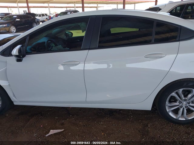 Chevrolet CRUZE LS 2019 1G1BC5SM2K7149865 Image 14