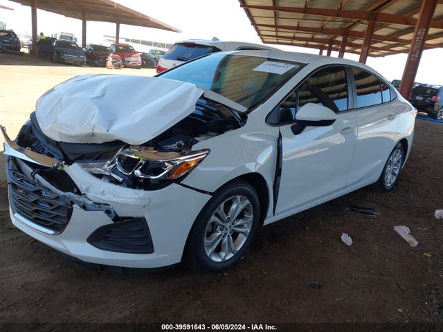 Chevrolet CRUZE LS 2019 1G1BC5SM2K7149865 Image 2