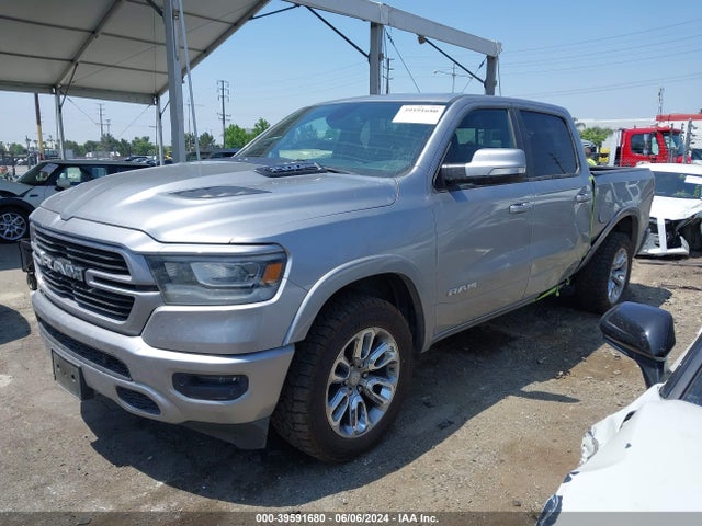 1C6SRFJT3KN725583 RAM 1500 Laramie  4x4 5'7 Box