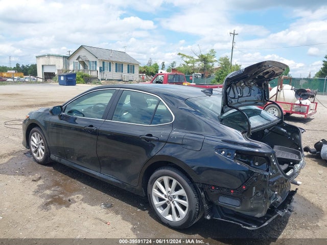 Toyota CAMRY LE 2024 4T1C11AK1RU903548 Image 3