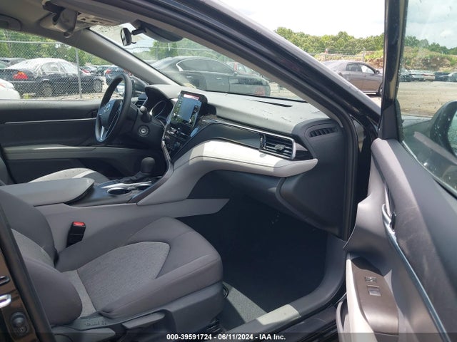 Toyota CAMRY LE 2024 4T1C11AK1RU903548 Image 5