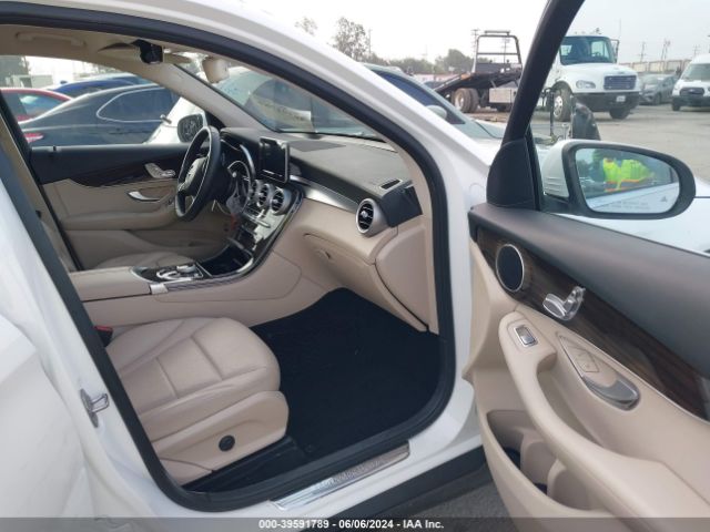 WDC0G4JB5HF166035 Mercedes-Benz GLC 300