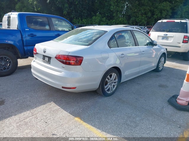 3VW2B7AJ0HM374567 Volkswagen Jetta 1.4t S
