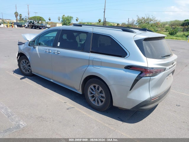 5TDJRKEC7RS186932 Toyota SIENNA XLE