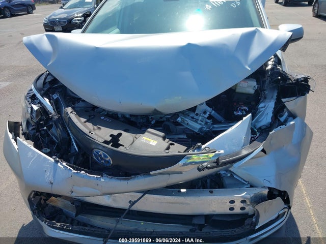5TDJRKEC7RS186932 Toyota SIENNA XLE