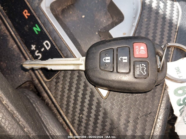 Toyota Rav4 Xle 2015 JTMRFREV8FD167268 Image 11