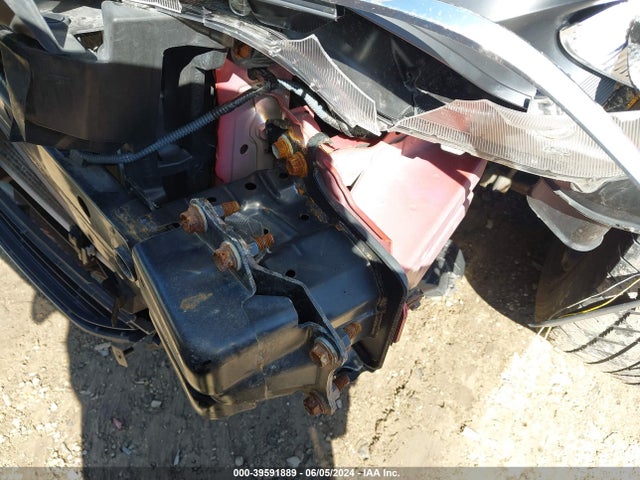 Toyota Rav4 Xle 2015 JTMRFREV8FD167268 Image 17