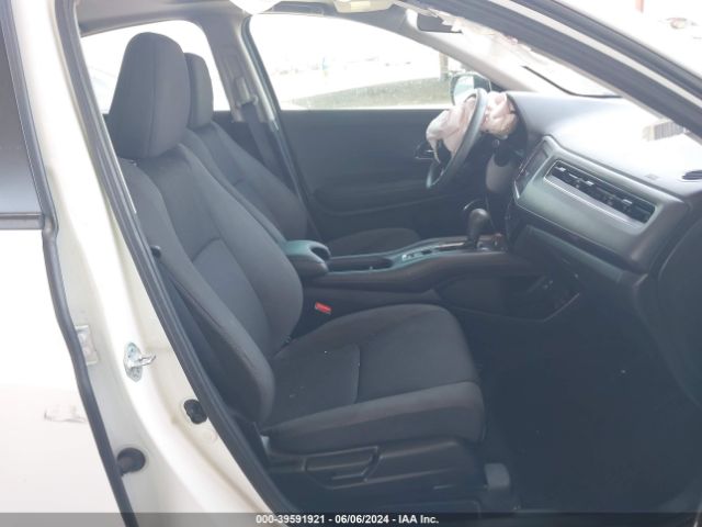 3CZRU6H58NM750825 Honda Hr-v Awd Ex