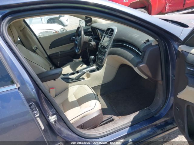 1G11D5SL1FF172663 Chevrolet MALIBU 2LT