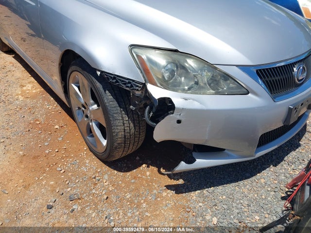 2010 Lexus Is 250c მანქანა იყიდება აუქციონზე, vin: JTHFF2C2XA2513858, აუქციონის ნომერი: 39592479