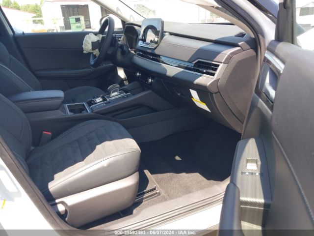 2023 MITSUBISHI OUTLANDER PHEV JA4T5UA94PZ054615 Photo 4