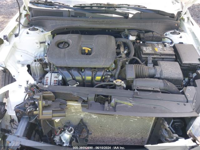 3KPF24AD7PE571726 KIA Forte Lxs