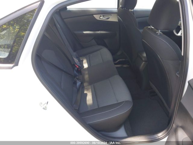 3KPF24AD7PE571726 KIA Forte Lxs