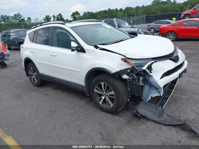 Toyota Rav4 Xle 2016 JTMRFREV5GJ102087 main image