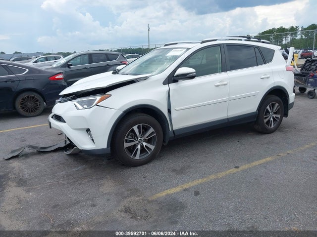 Toyota Rav4 Xle 2016 JTMRFREV5GJ102087 Image 2