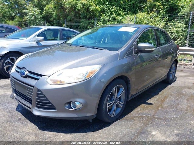 Ford FOCUS SE 2014 1FADP3F29EL121838 Image 2
