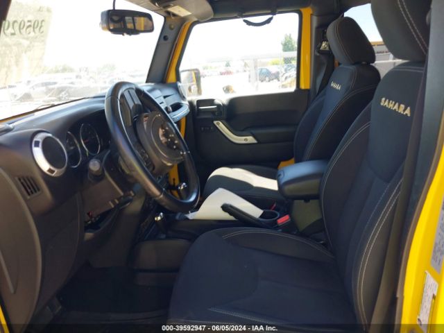 1C4BJWEG6FL712972 Jeep Wrangler Unlimited Sahara