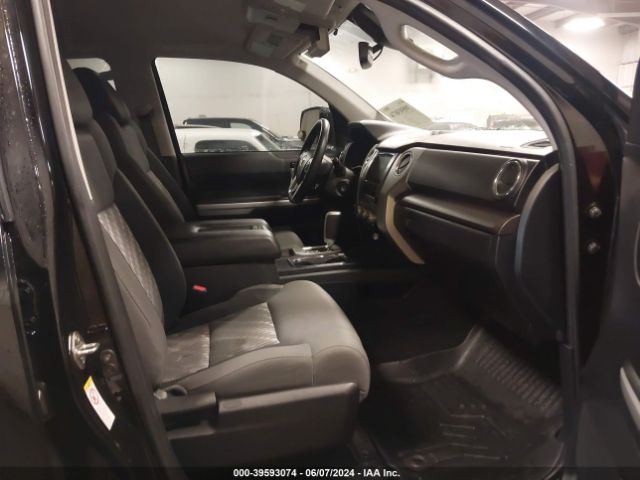 5TFUW5F19KX795234 Toyota Tundra Sr5 5.7l V8