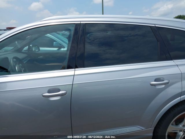 WA1VAAF73KD025154 Audi Q7 55 Premium
