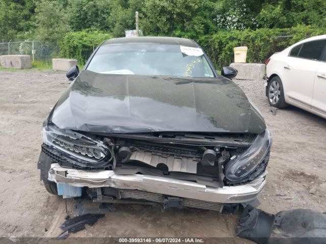 1HGCV2F91JA001879 Honda Accord Touring 2.0t