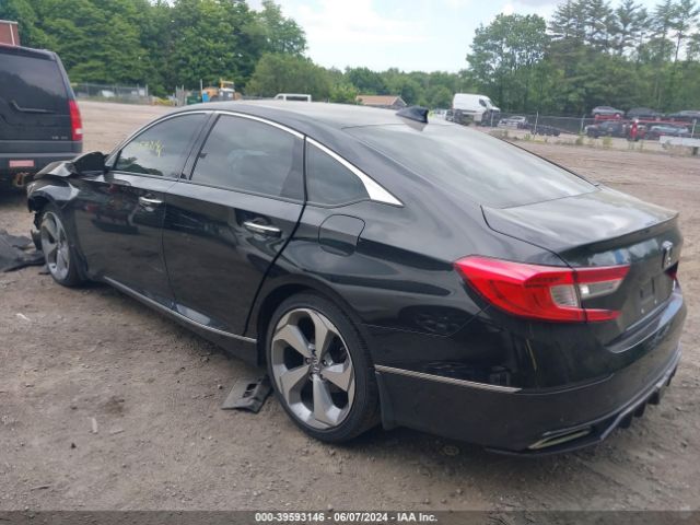 1HGCV2F91JA001879 Honda Accord Touring 2.0t