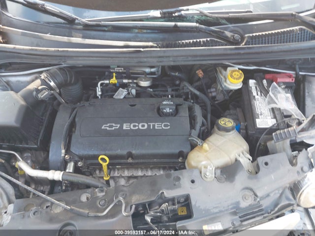 Chevrolet Sonic Ls Auto 2015 1G1JA5SH0F4112647 Image 10