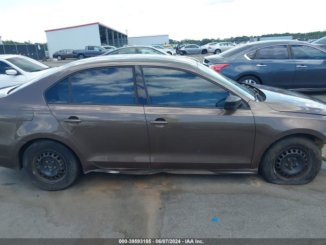 3VW2K7AJ4EM316330 Volkswagen Jetta 2.0l S