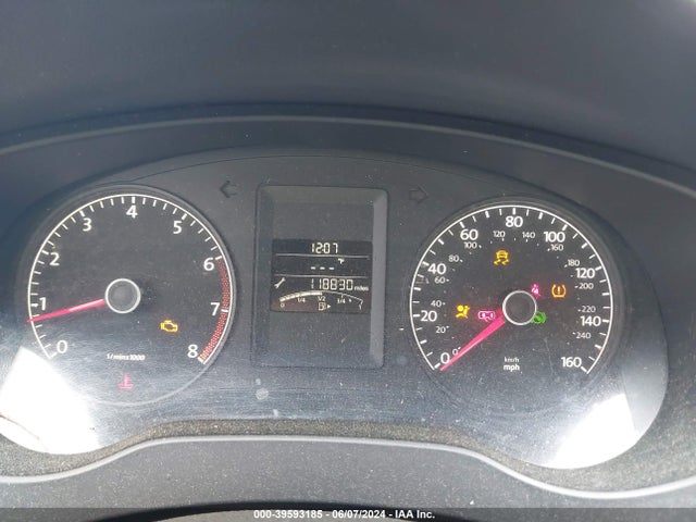 3VW2K7AJ4EM316330 Volkswagen Jetta 2.0l S