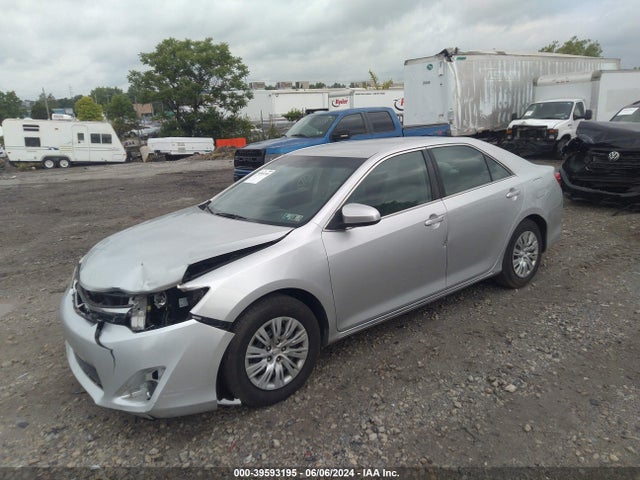 Toyota CAMRY LE 2014 4T4BF1FK4ER369869 Image 2