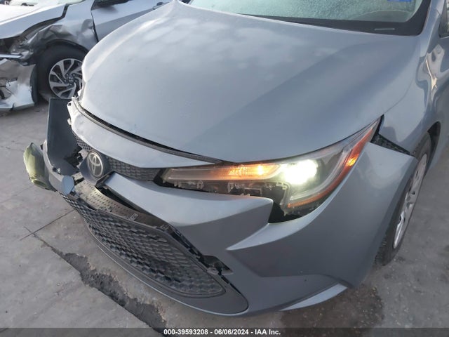 Toyota COROLLA LE 2022 JTDEPMAE0N3015770 Image 18