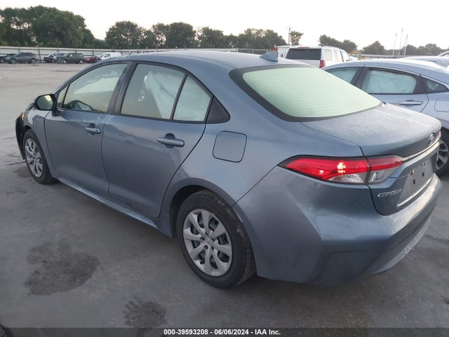Toyota COROLLA LE 2022 JTDEPMAE0N3015770 Image 3