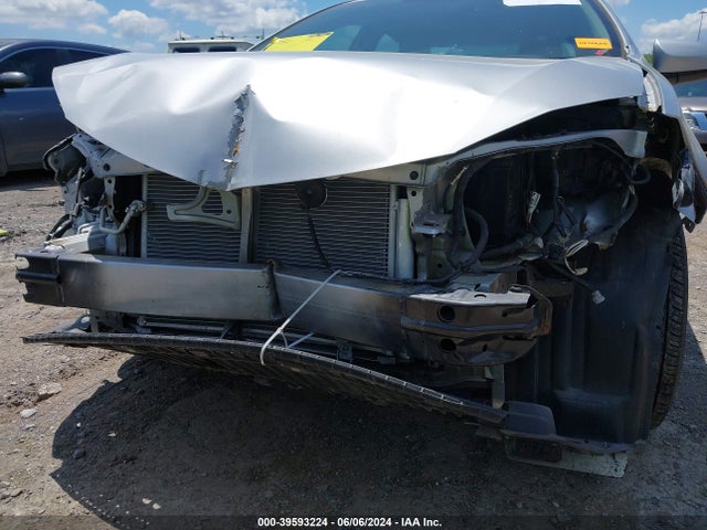 Toyota COROLLA L 2016 5YFBURHE9GP472506 Image 6