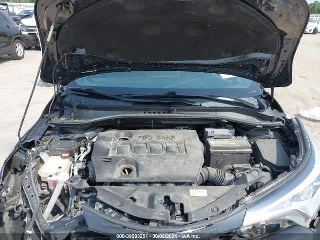 Toyota C-HR XLE 2018 NMTKHMBX0JR005263 Image 10