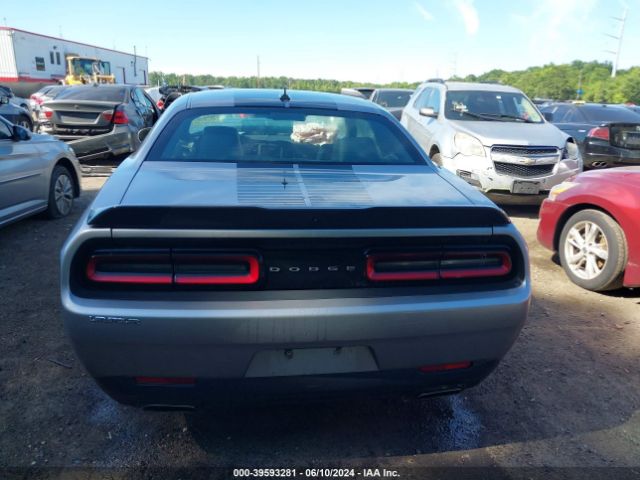 2C3CDZAG2GH113914 Dodge Challenger Sxt Plus