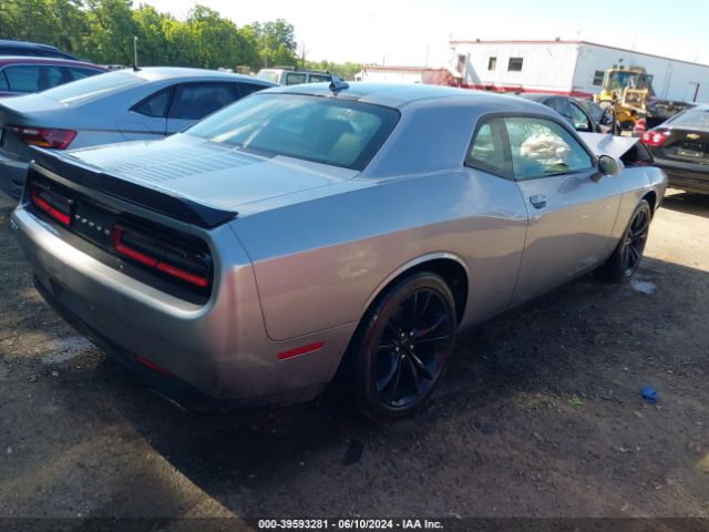 2C3CDZAG2GH113914 Dodge Challenger Sxt Plus