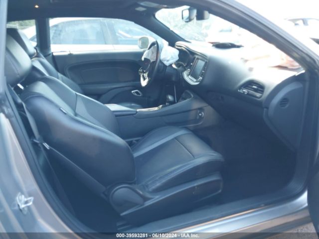 2C3CDZAG2GH113914 Dodge Challenger Sxt Plus