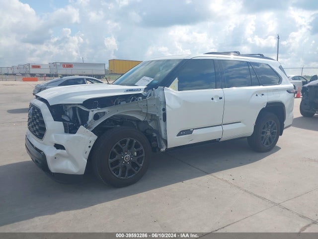 Toyota Sequoia Platinum 2023 7SVAAABA9PX012653 Image 2
