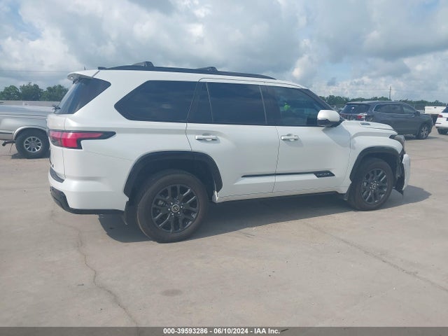 Toyota Sequoia Platinum 2023 7SVAAABA9PX012653 Image 4