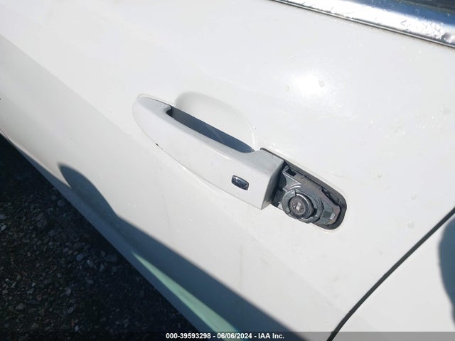 Chevrolet MALIBU 1LT 2016 1G1ZE5ST0GF222678 Image 12